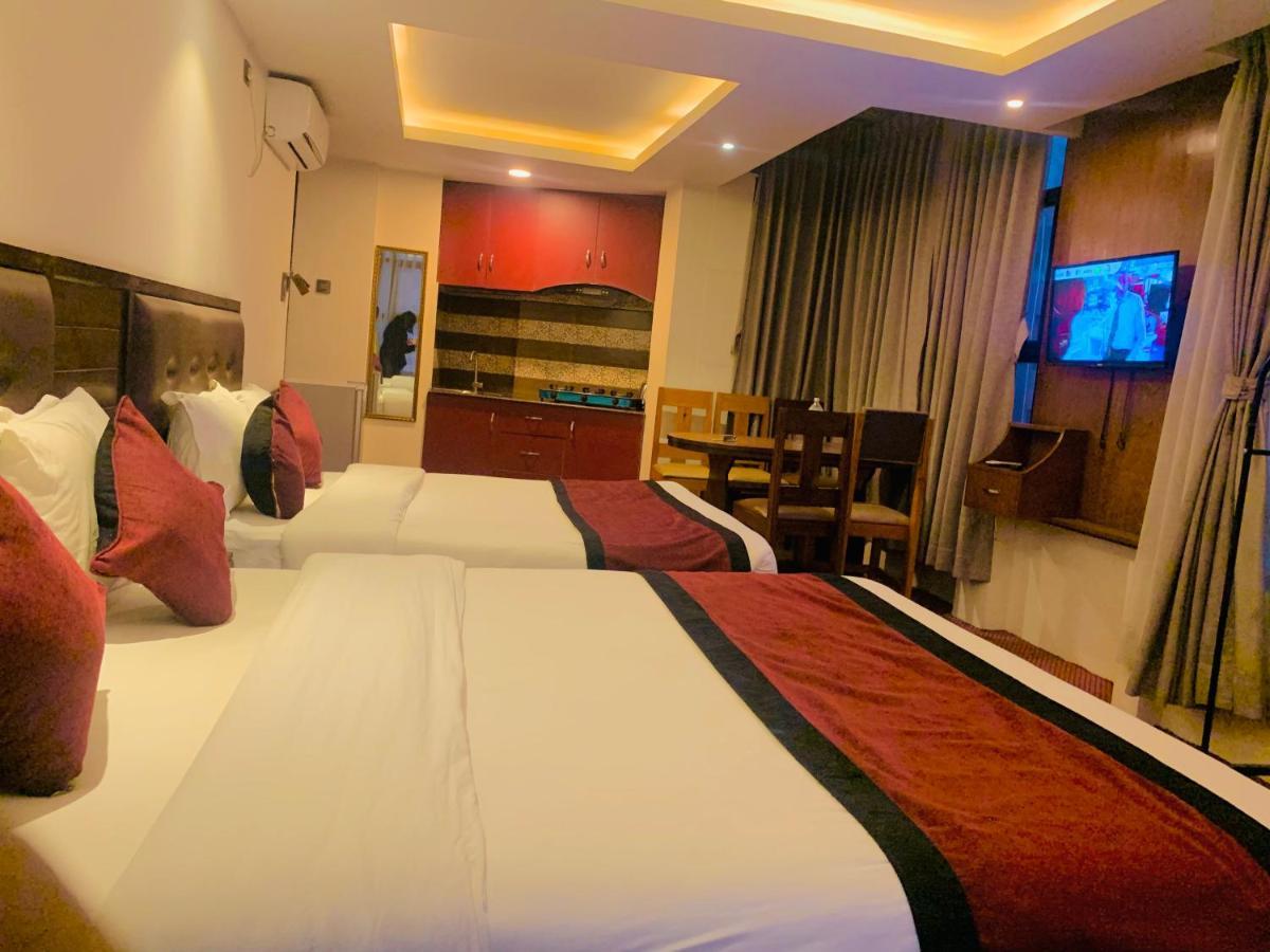 Hotel De Universal Kathmandu Esterno foto